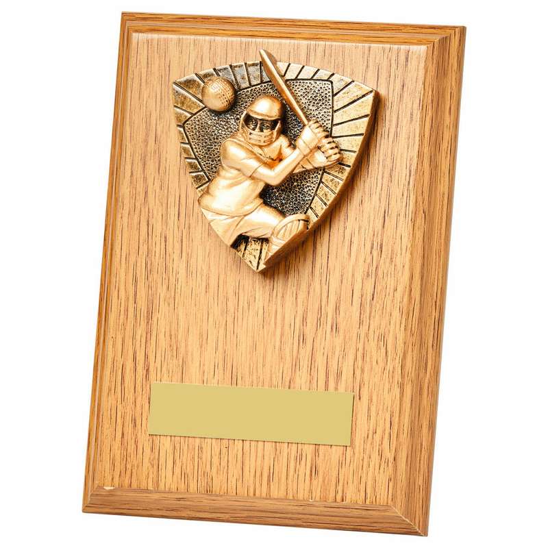 Cricket Batsman Wood Plaque 150mm – Light Oak