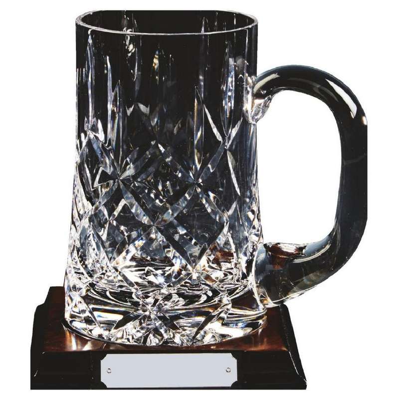 1pt Crystal Tankard on Wood Stand 160mm – Clear