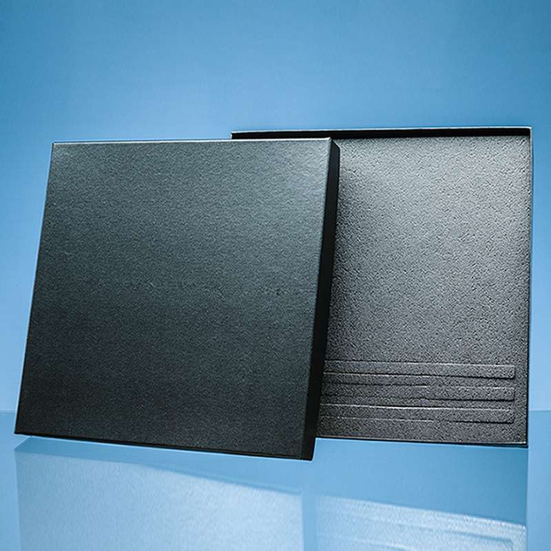 31cm Universal Foam Lined Award Gift Box – Maximum Base Size 28cm x 12mm