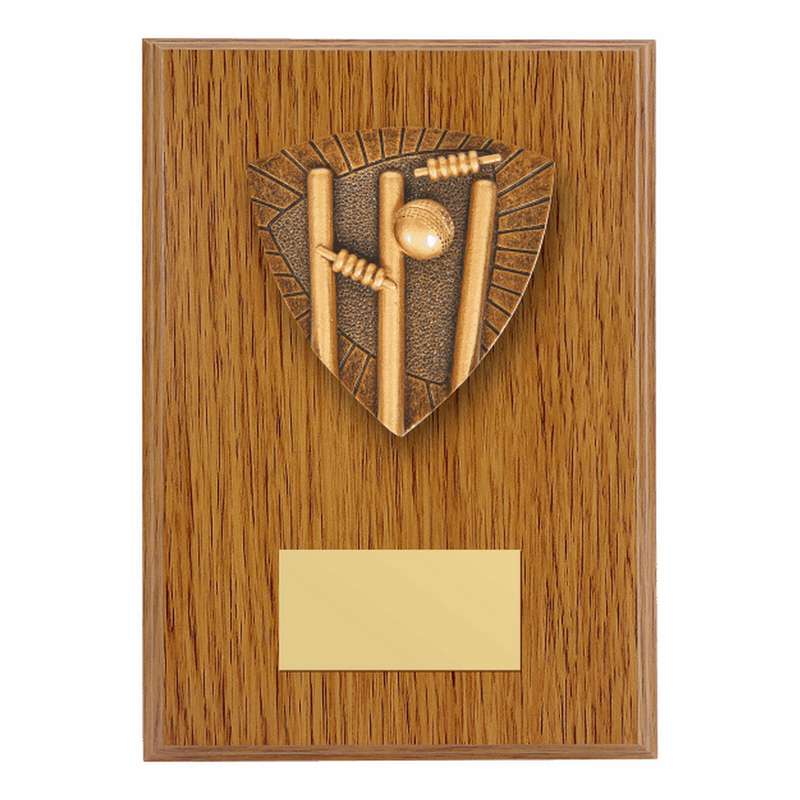 Wood Plaque with Resin Cricket Stumps Trim 150mm – Light Oak
